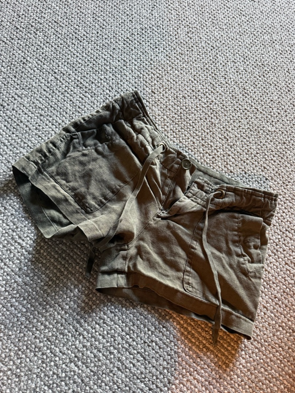 Sanctuary Drawstring Utility Shorts in Olive Green